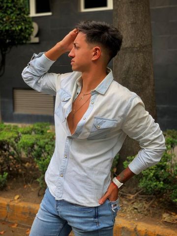 Matias Tomas Butone 2 Matias Tomas Butone 2