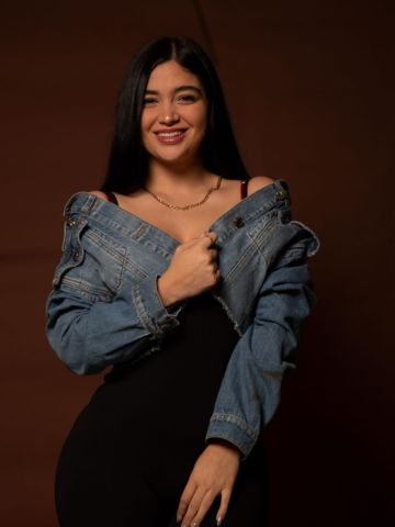 Vanessa Moreno 2 Vanessa Moreno 2